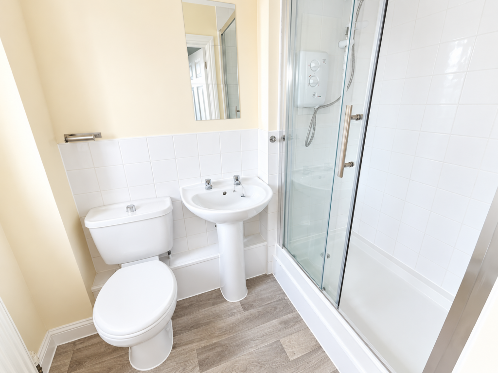 Apartment in Milton Keynes - More