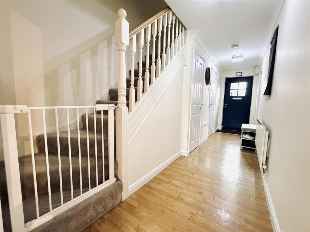 Turnbull Road, West Timperley, Altrincham photo 5