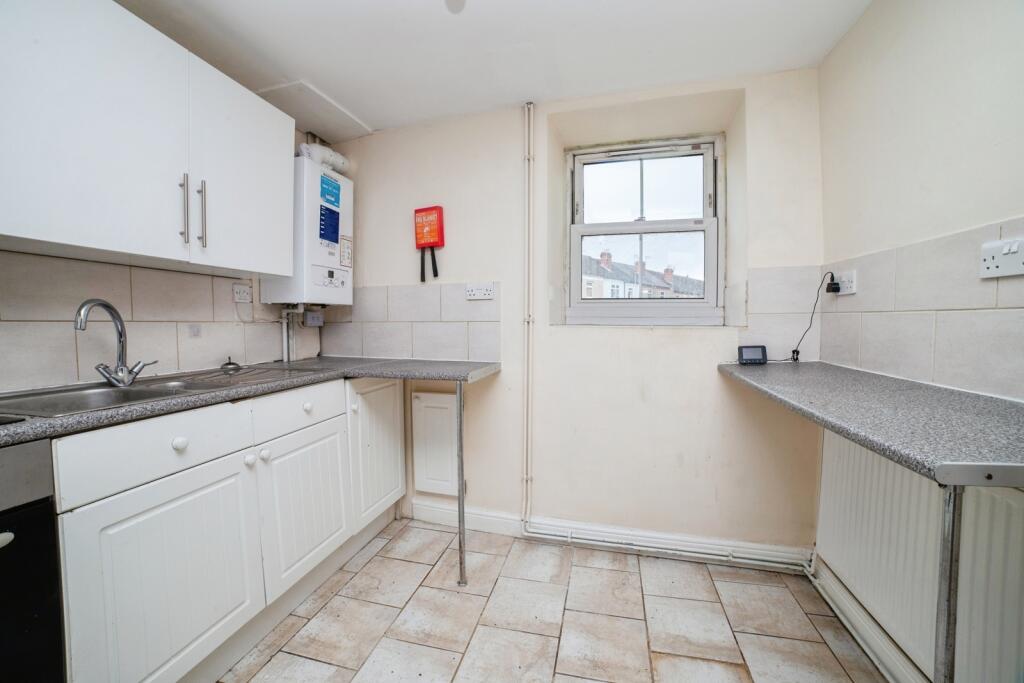 House in Ashfield, Sutton in Ashfield, Nottinghamshire - More