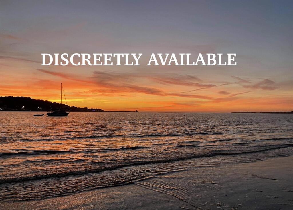 Main image of property: Instow, Bideford