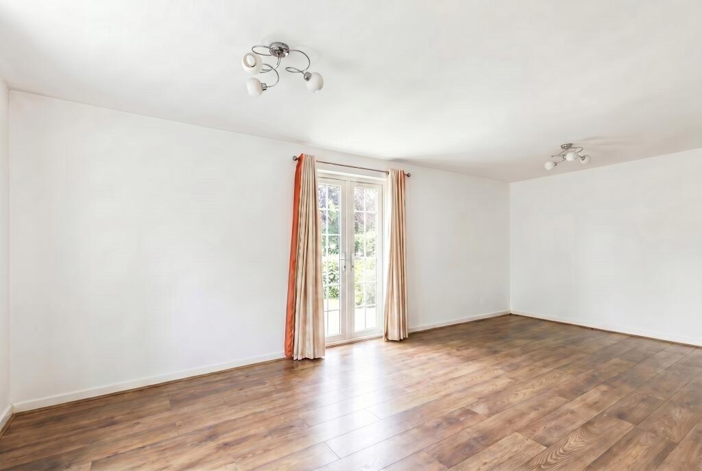 Apartment in Welwyn Hatfield, The Ryde, Hatfield Hyde - View 3