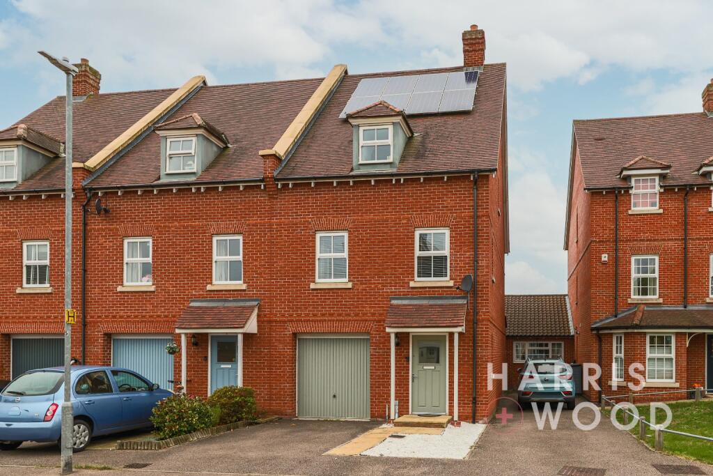 3 bedroom end of terrace house for sale in Richmond Road, Colchester ...