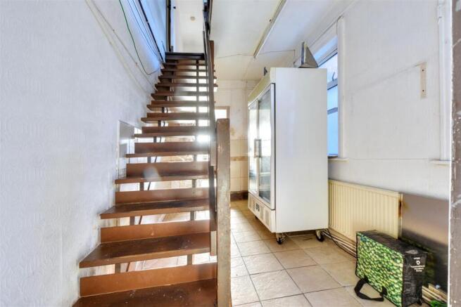 Hallway_2.jpeg