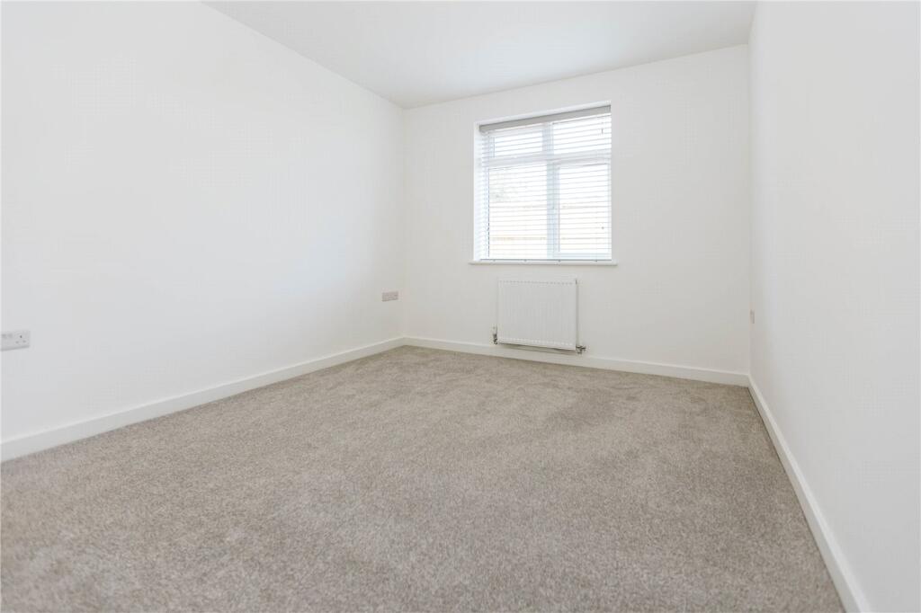 Apartment in Bristol - View 4