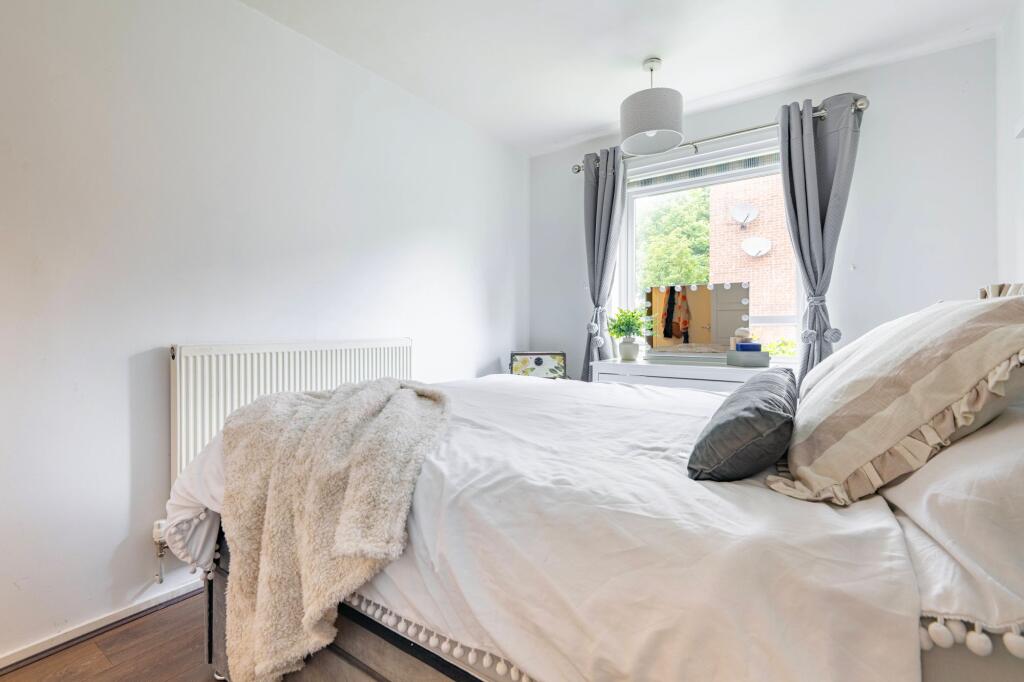 Apartment in Norwich, Mile Cross - More