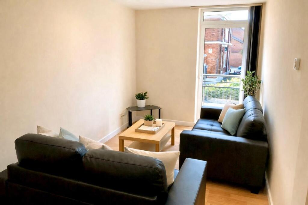 Apartment in Sheffield - View 5