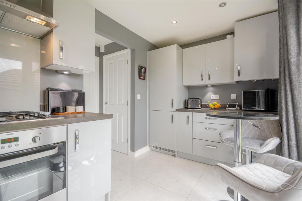 House in Nottingham - View 5
