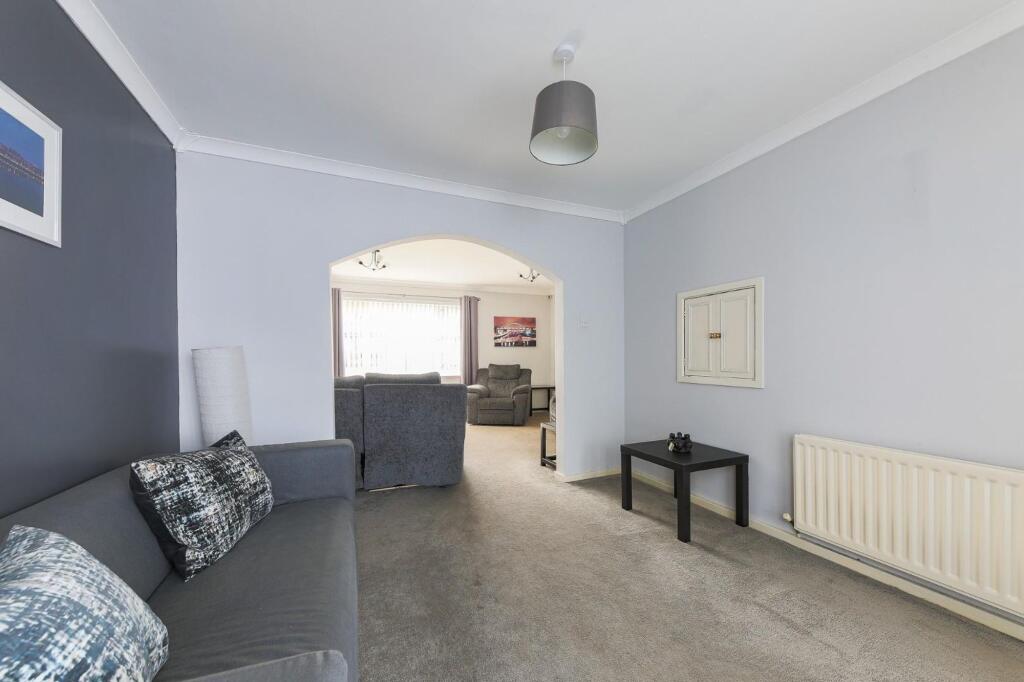 Mount Close, Killingworth, NE12 photo 4