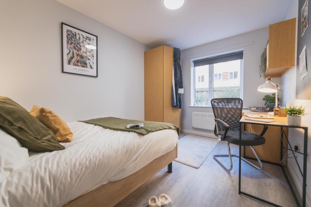 Main image of property: Derwent Way, Nottingham