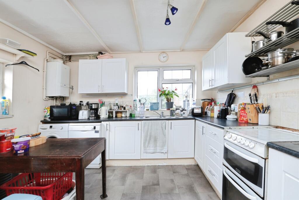 House in Watford, Holywell Estate - View 2