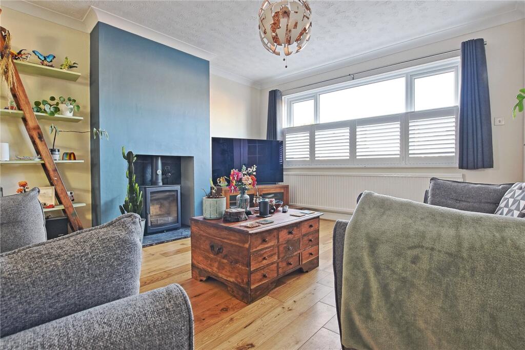 House in Northampton, West Northamptonshire - View 2