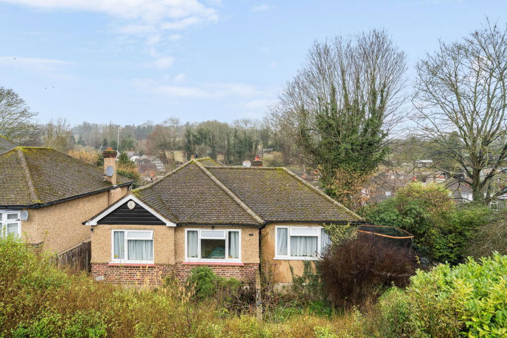 Main image of property: Abbots Rise, Kings Langley, WD4