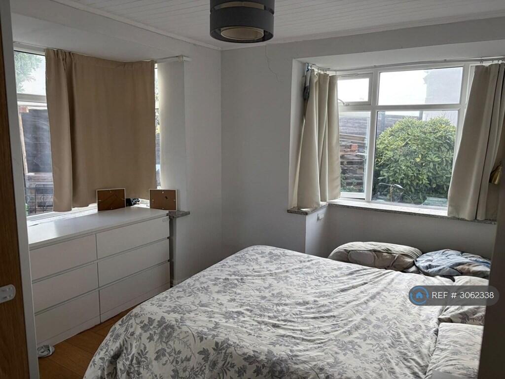 House in Chelmsford, Melbourne - View 2