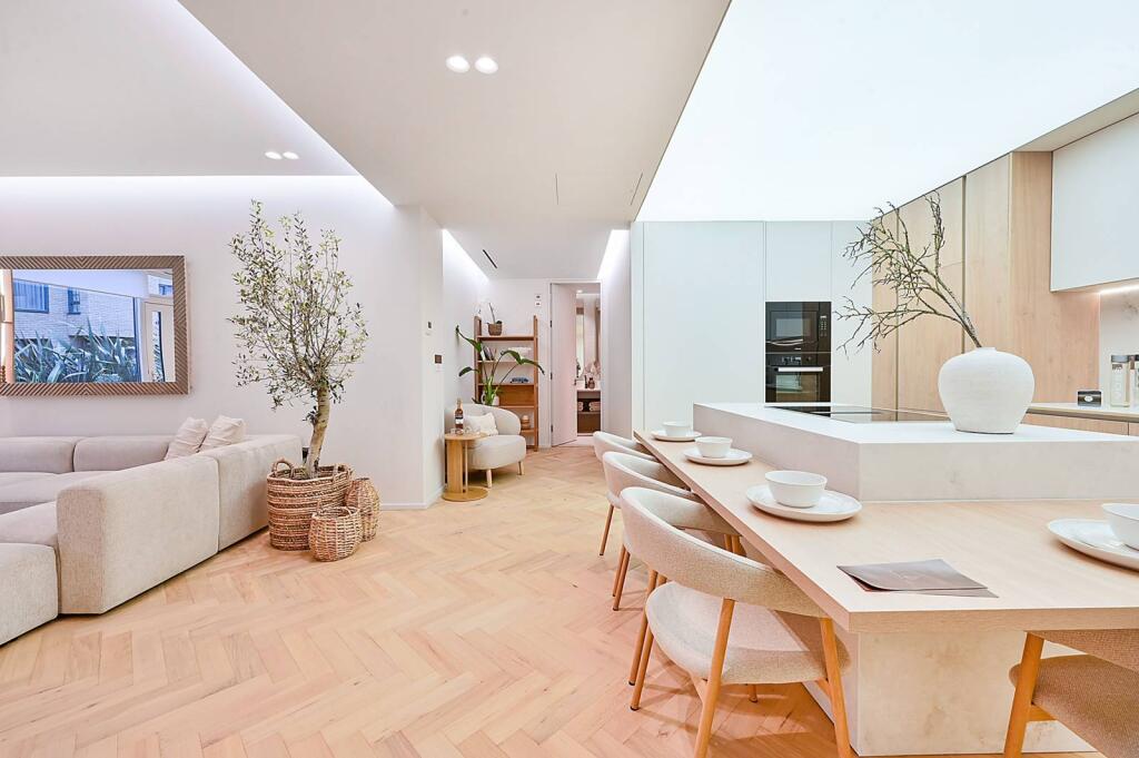 Main image of property: Barrel Yard, Hammersmith, London, W6