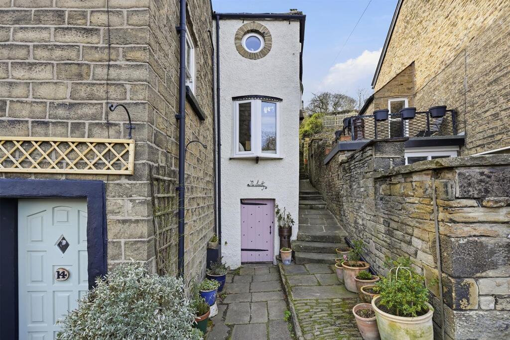 Main image of property: Shrigley Road, Bollington, SK10 5QU