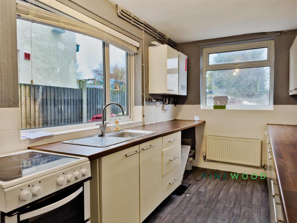 House in Sheffield - View 5
