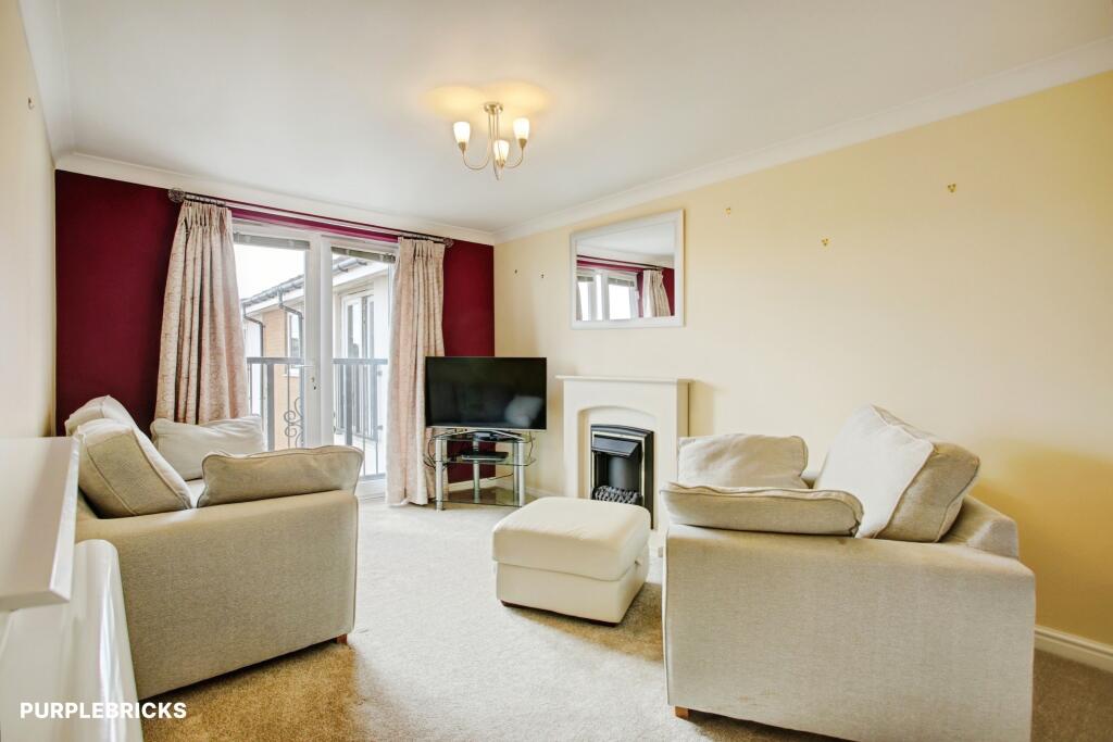 Apartment in Newcastle upon Tyne - View 5
