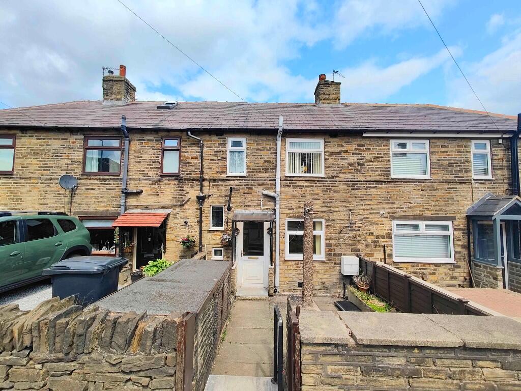 2-bed terraced on 2 Southcliffe, Southowram, HX3 9NP, £129,950