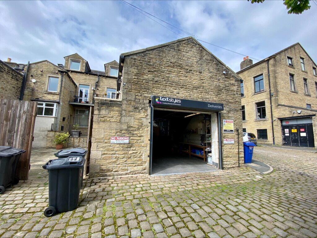 Additional image 2 of 115-117 Albert Road, Colne, BB8 0BT