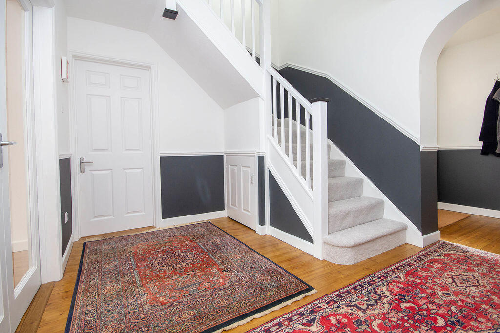 House in Southampton, Spicer's Hill, Totton and Eling - More