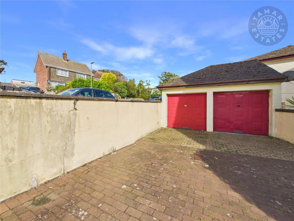 House in Plymouth - View 5