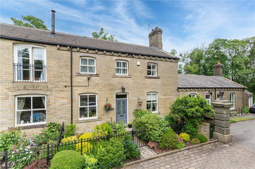 House in Bradford, Denholme