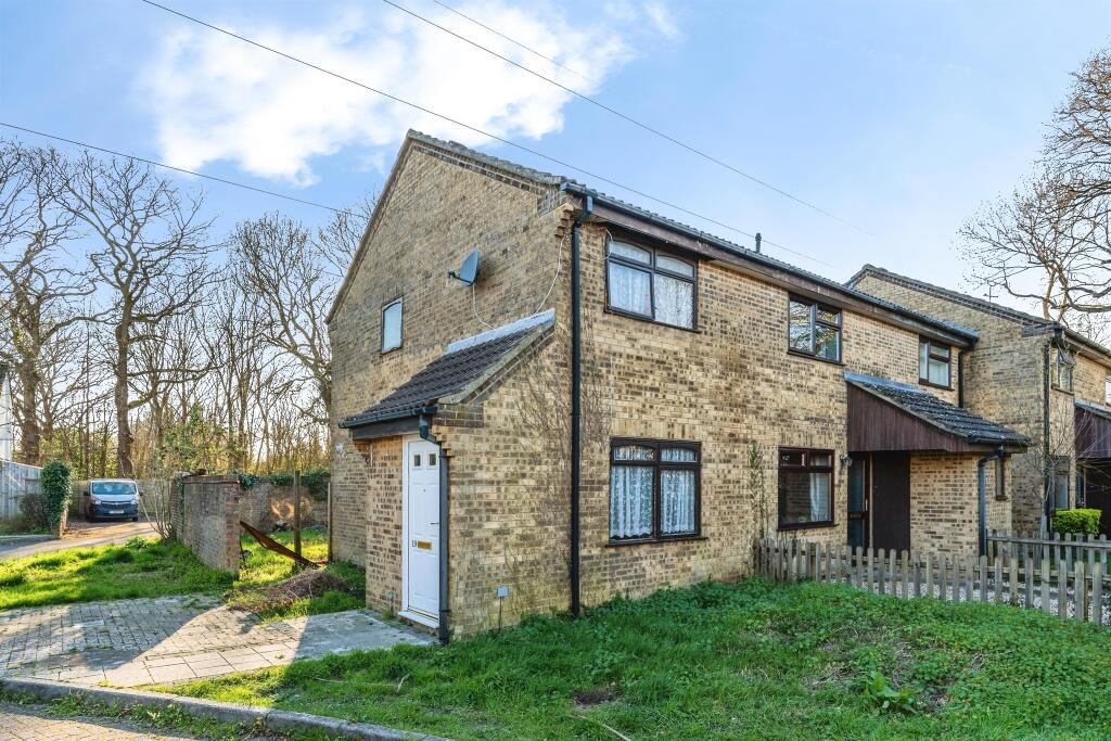 Main image of property: Meredith Gardens, Totton, Southampton