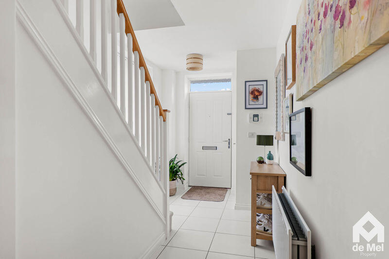 Clover Drive, Prestbury, Cheltenham, GL52 photo 4