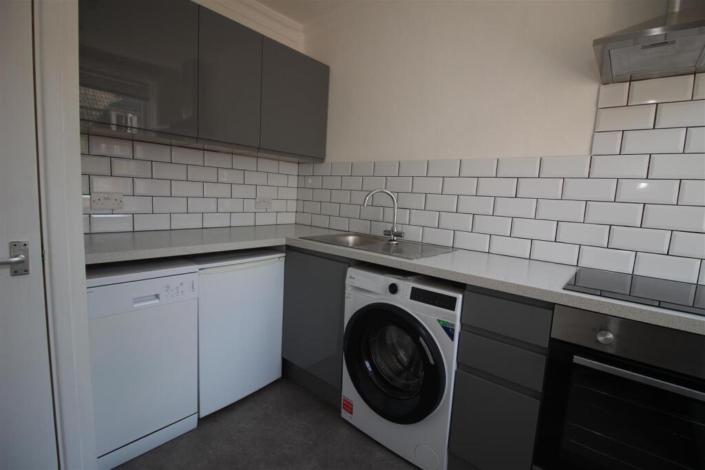 Apartment in Bath, Kingsmead - View 2