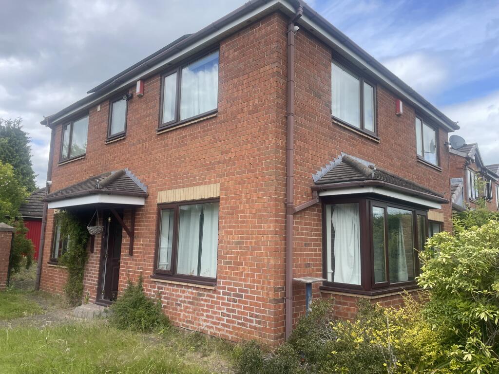 Main image of property: 1A Priorslee Road, Snedshill, Telford, Shropshire TF2 9EA