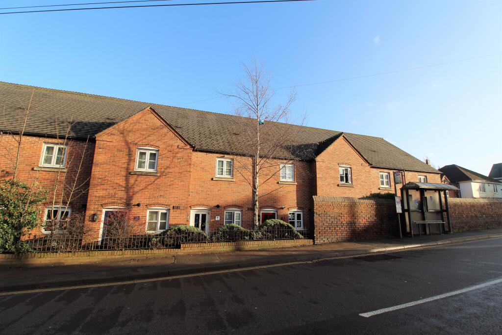Main image of property: Sutton Place, Swadlincote