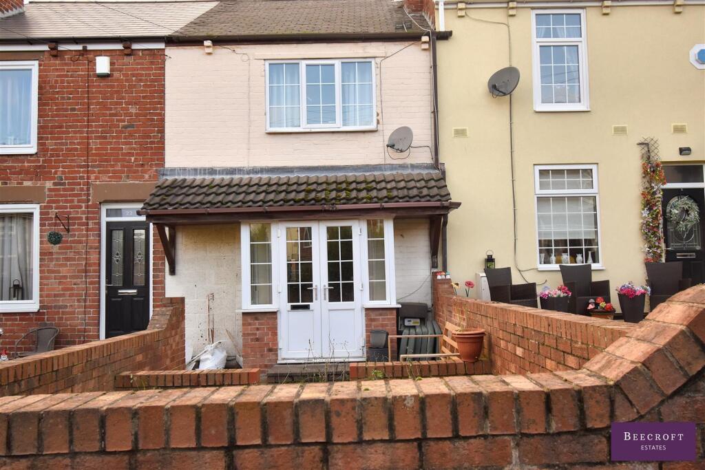 3-bed terraced on Manor Avenue, Goldthorpe, Rotherham, £70,000