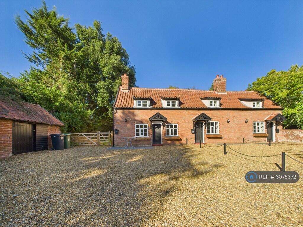 House in Ipswich - View 3