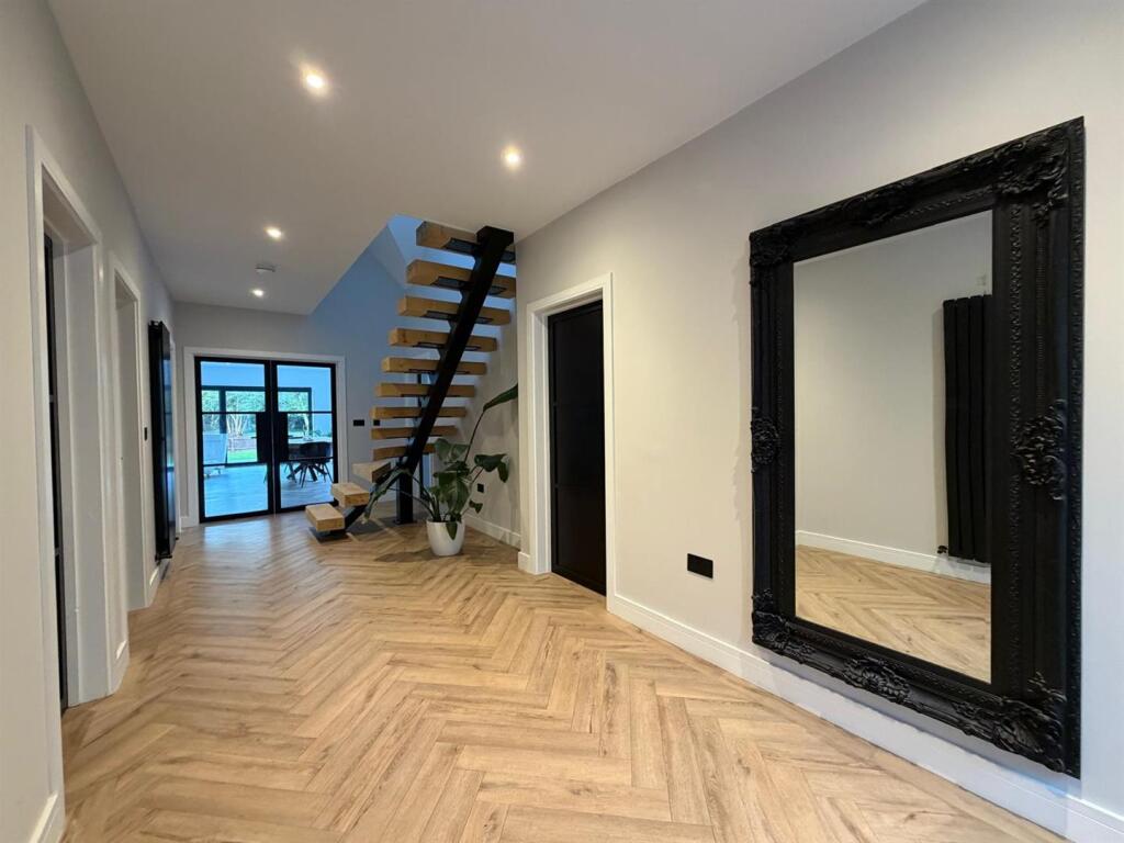Ameysford Road, Ferndown photo 5