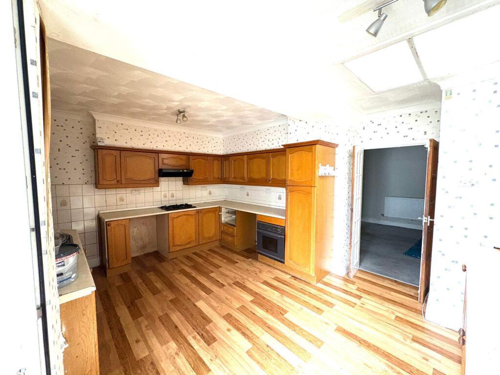 House in Cardiff, Treorchy - View 4
