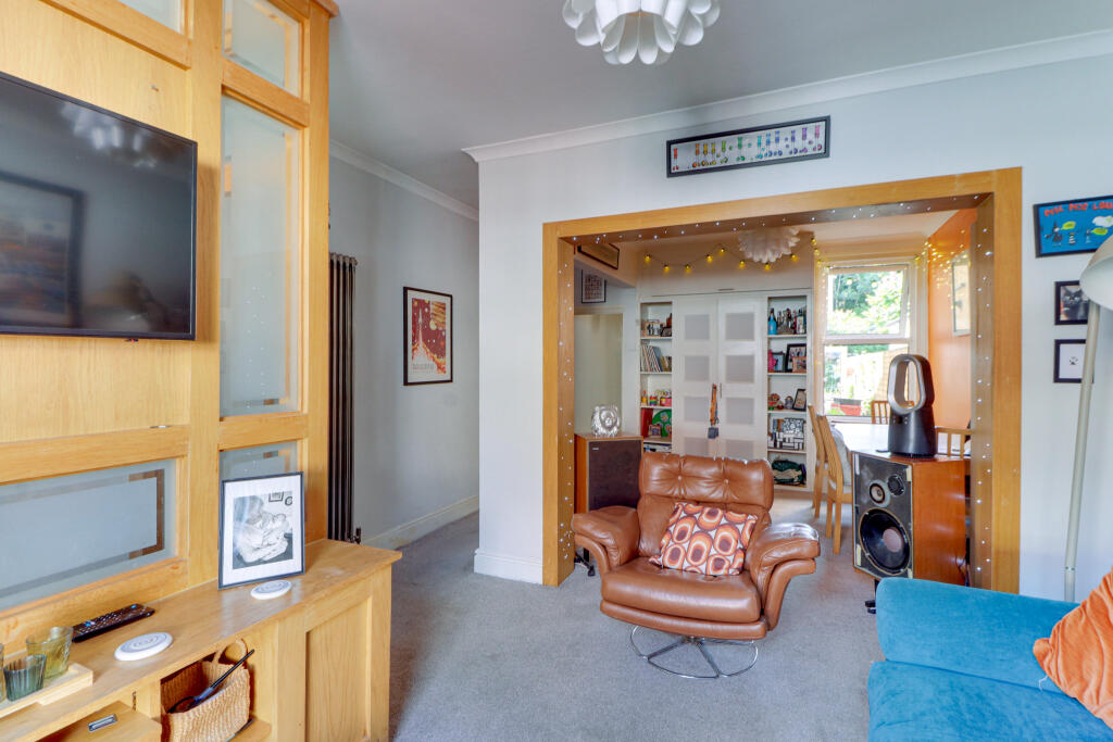 House in Portsmouth - View 5