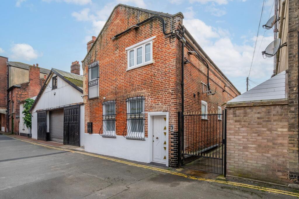 Main image of property: Wellington Road, Great Yarmouth