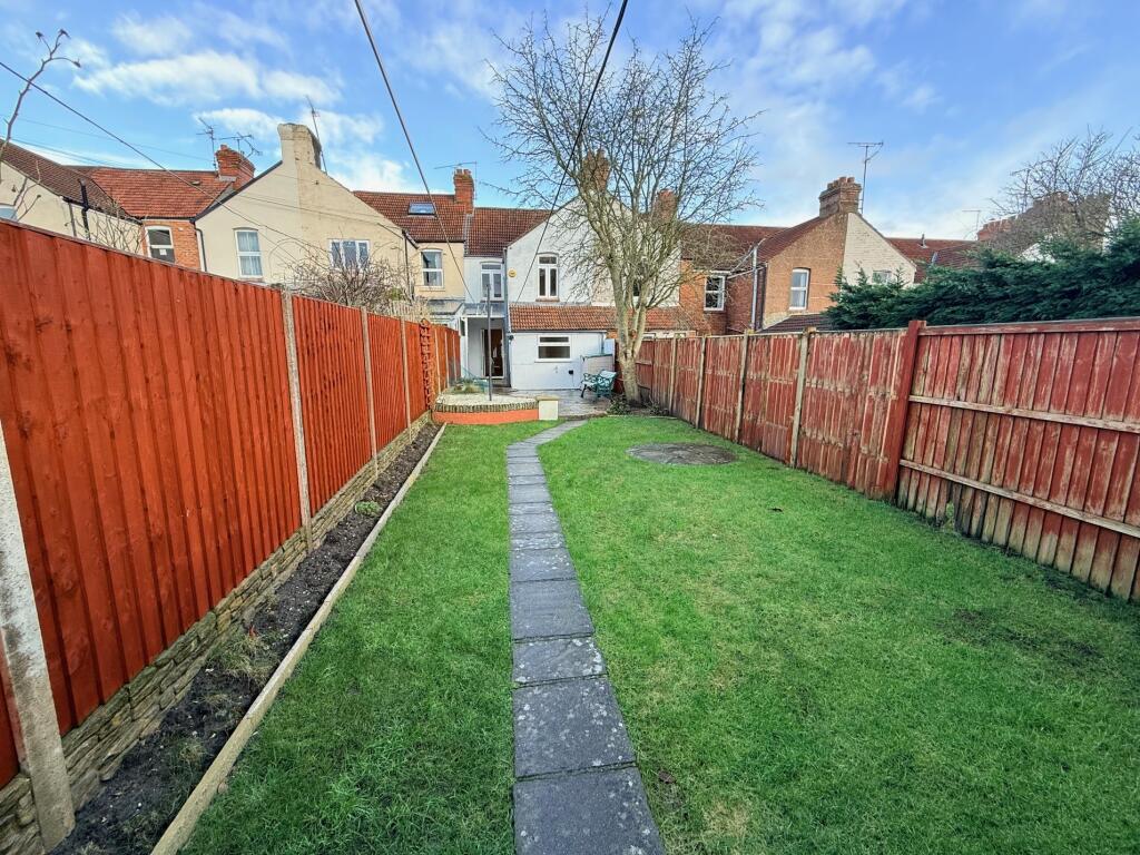 Additional image 11 of St. Michaels Avenue, Yeovil, Somerset, BA21 4LJ
