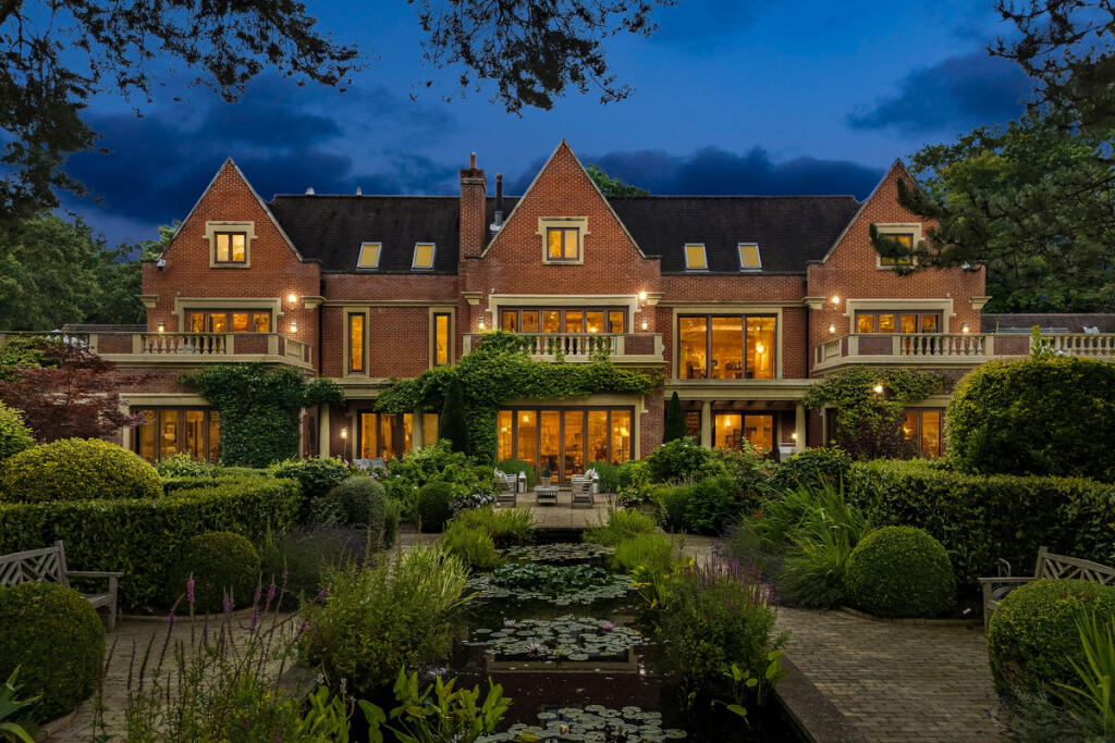 Main image of property: East Road, St George's Hill, KT13