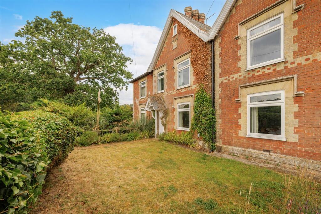 Main image of property: The Hill, Wangford