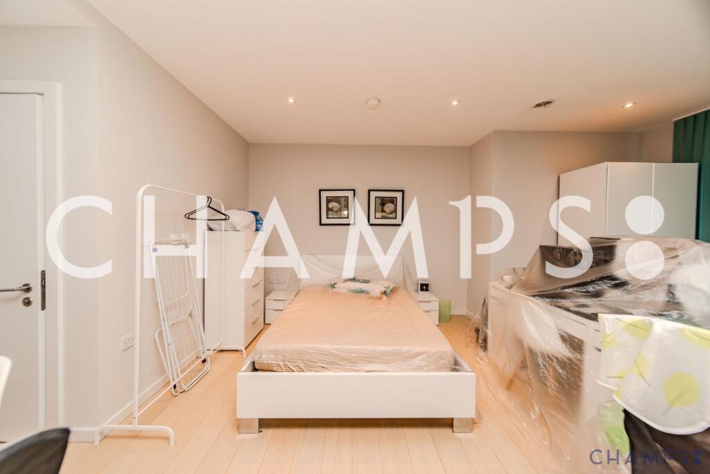 Lantana Heights 1 Glasshouse Gardens, E20 1HR photo 5