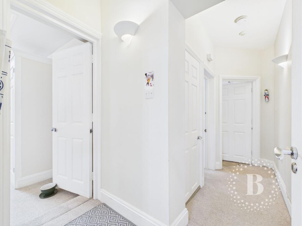 Apartment in Shrewsbury - More