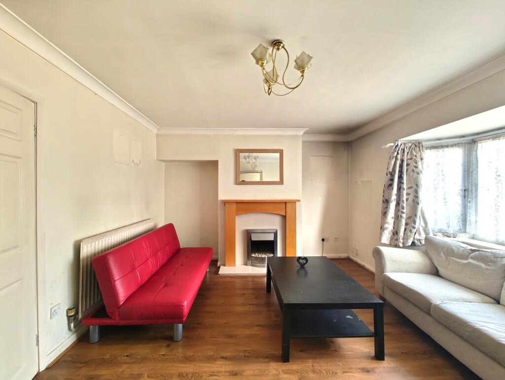 Moseley Road, Bilston, West Midlands, WV14 6JB photo 2