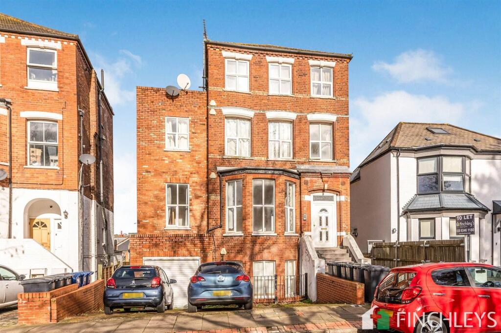 Main image of property: Crescent Road, London, N3