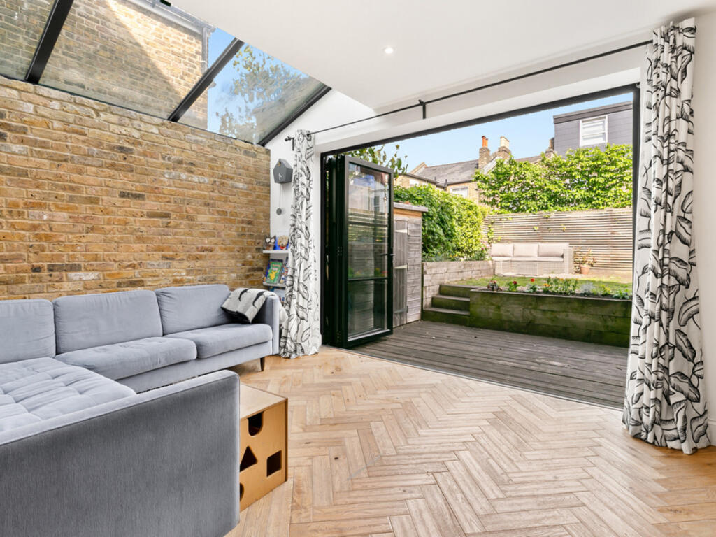 House in London - View 4