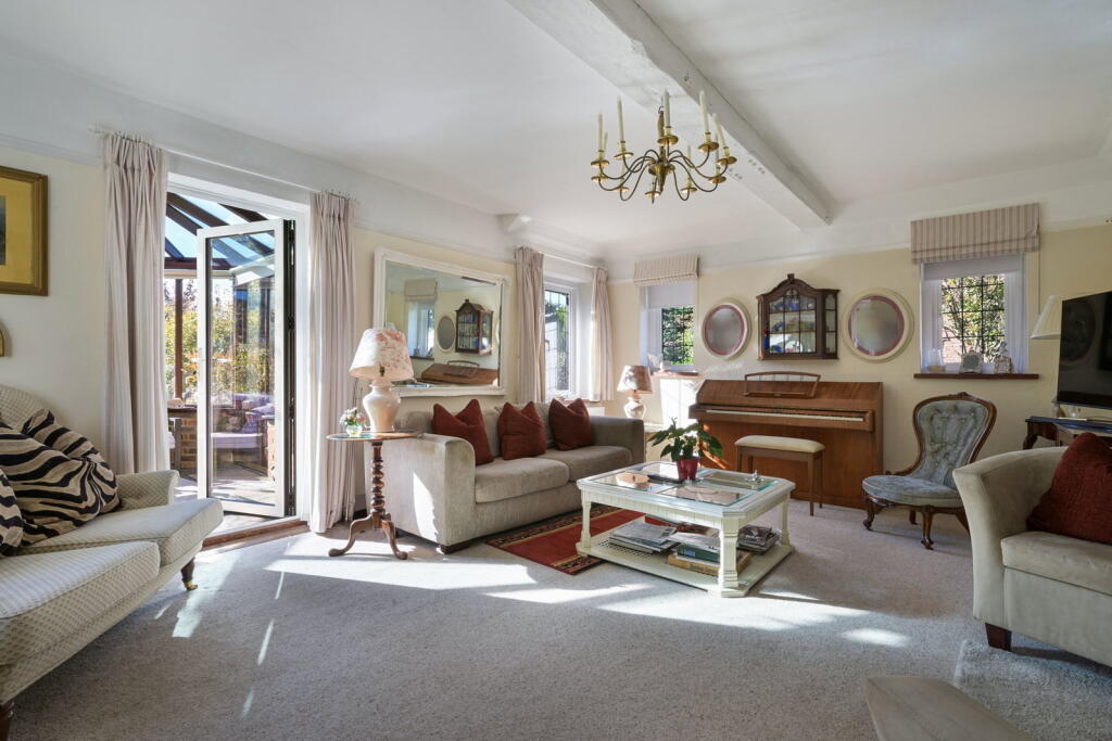 House in Tandridge, Oxted - View 5