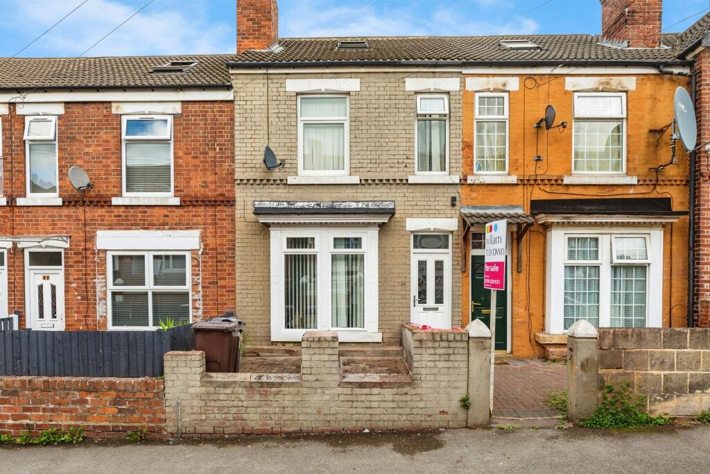 4-bed terraced on Warwick Street, Moorgate, Rotherham, £150,000