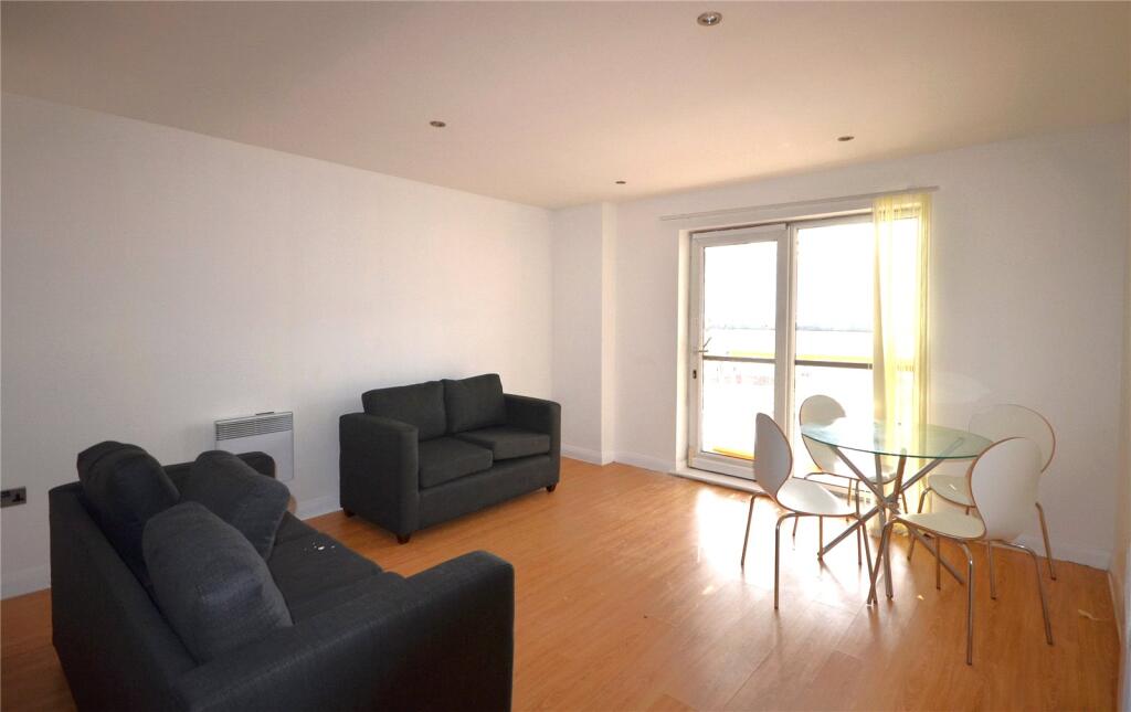 Apartment in Manchester - View 4