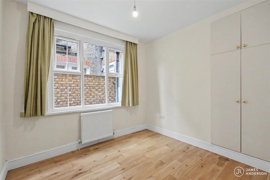 Apartment in London - View 5