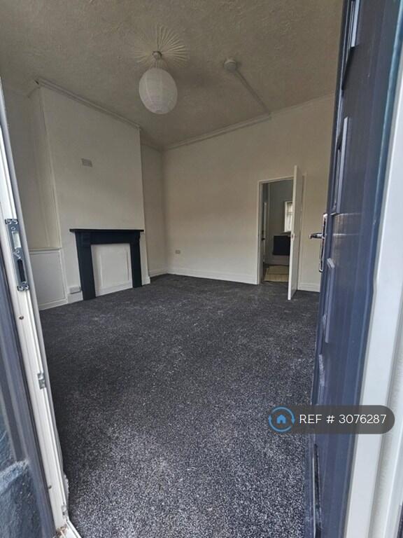 House in Preston - View 3